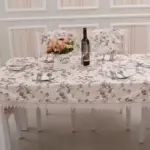 Saiz Alas Meja Makan