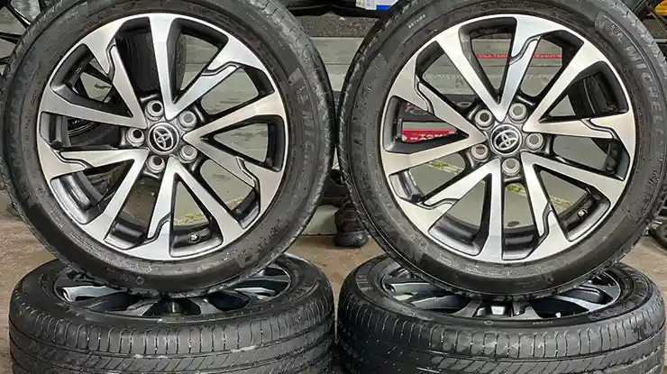 Saiz Tayar Corolla Cross